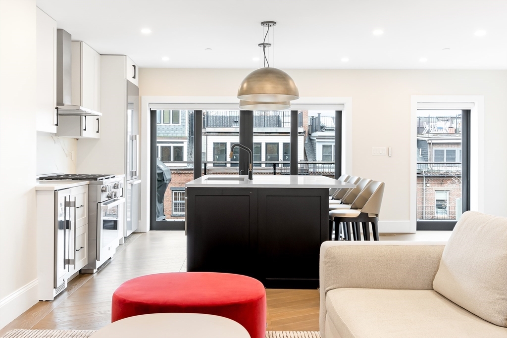 Property Photo: 23 Upton St 3 MA 02118