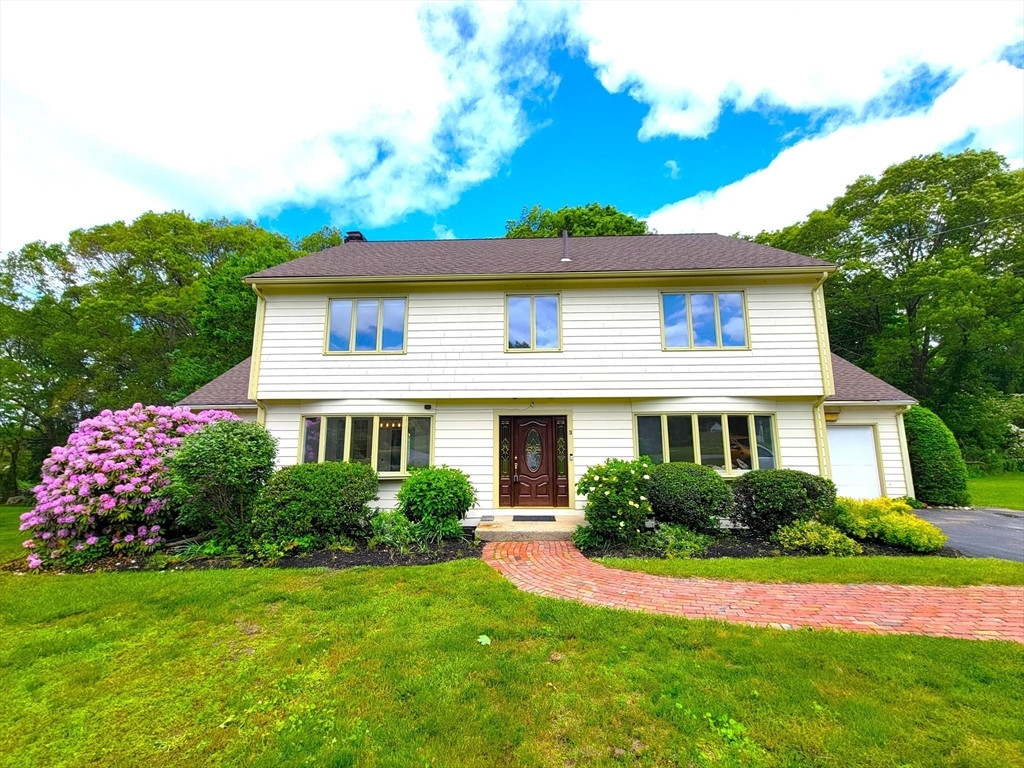 Property Photo:  3 Overlook Dr  MA 01824 