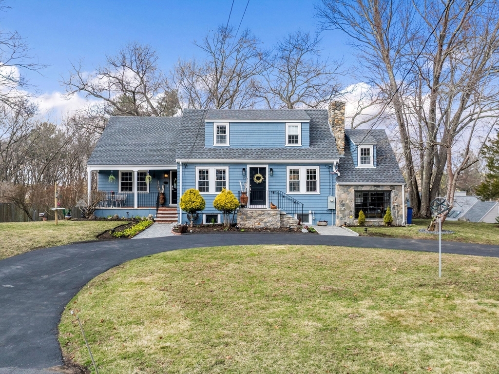 Property Photo:  19 Cold Spring Road  MA 01864 