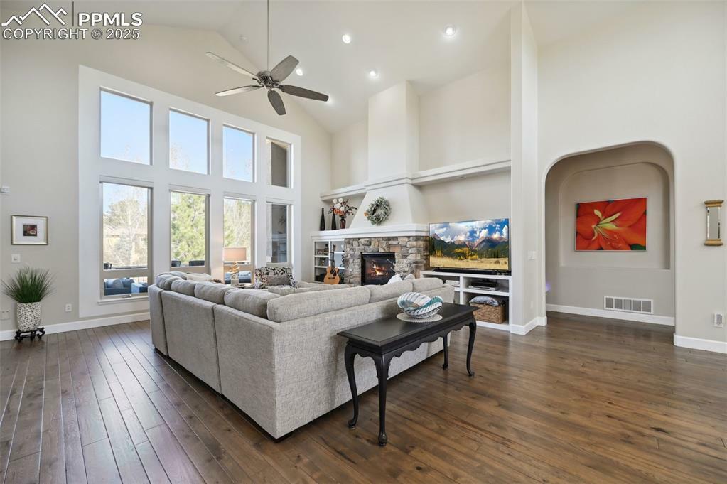 Property Photo: 1724 Valley Stream Court CO 80921
