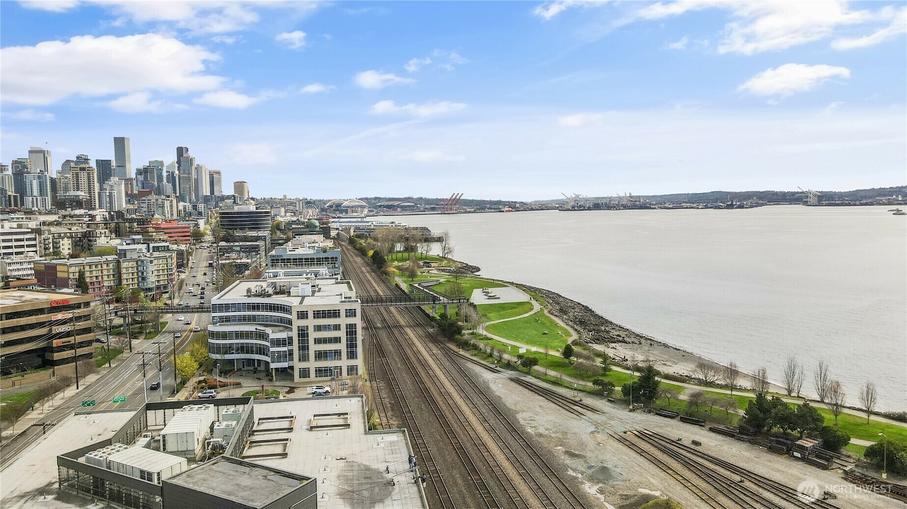 Property Photo: 500 Elliott Avenue W 309 WA 98119