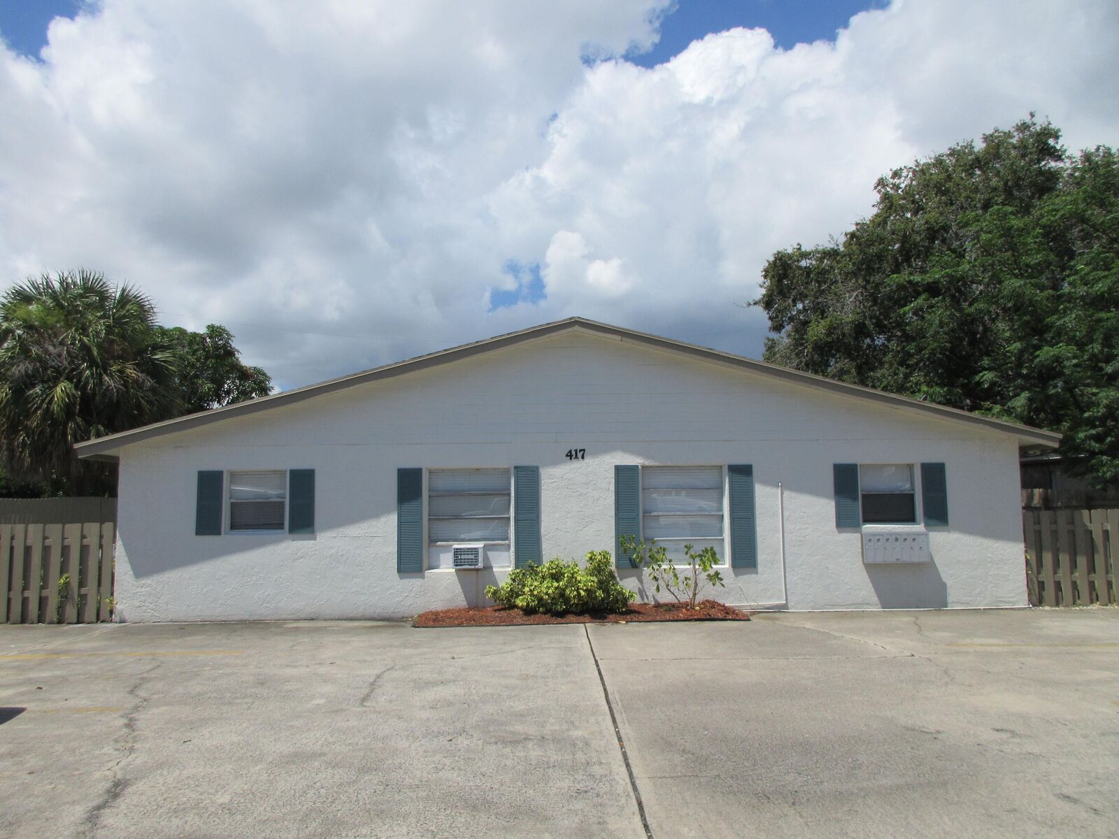 Property Photo:  417 N E Street 39  FL 33460 