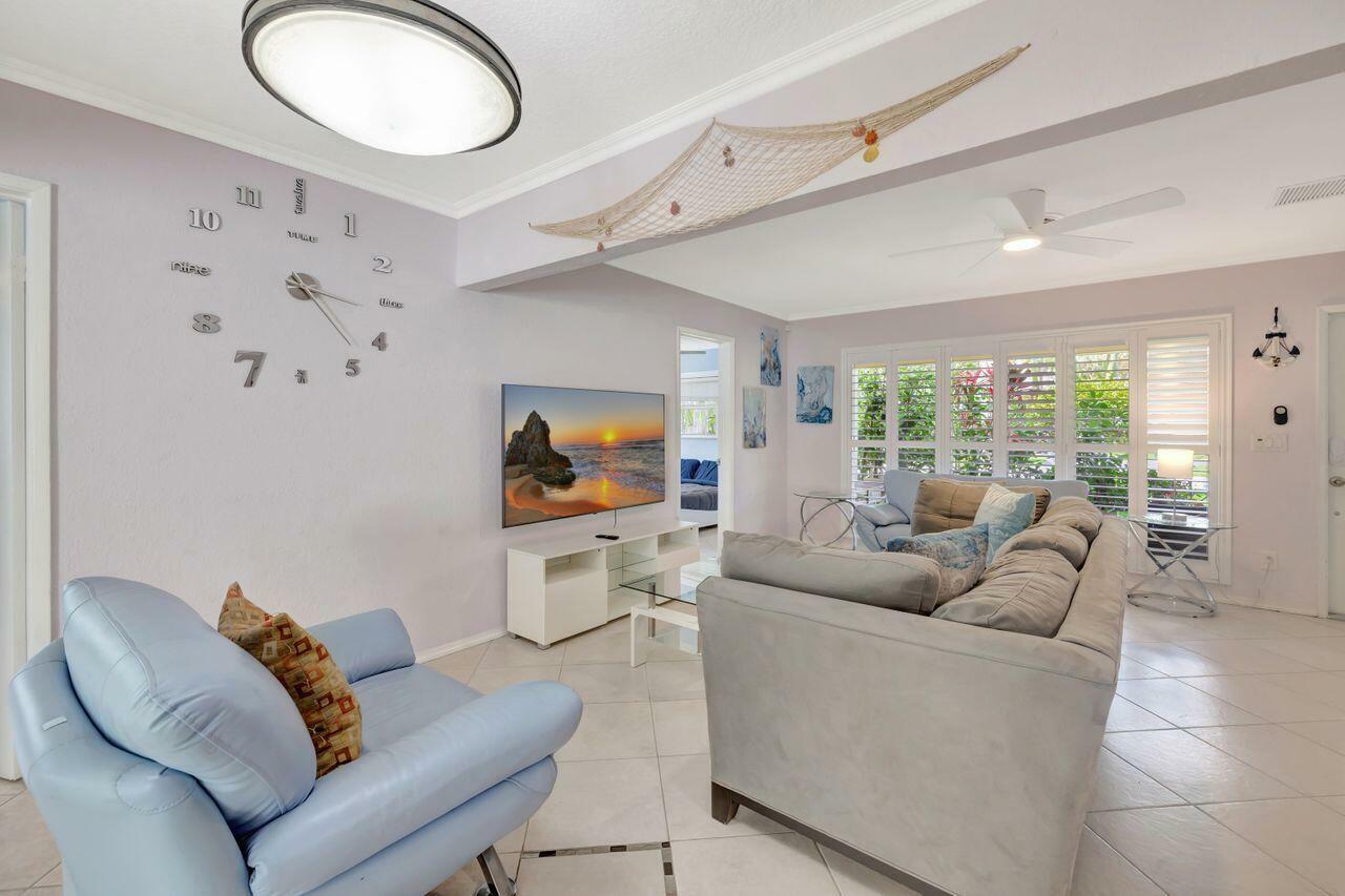 Property Photo: 2632 NE 27th Court FL 33064