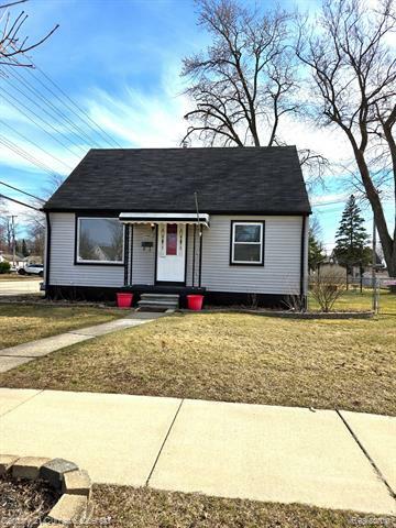Property Photo: 24601 Hickory MI 48124