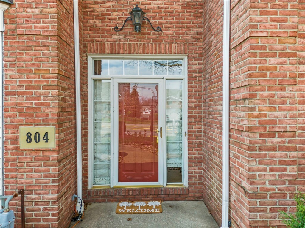Property Photo: 804 Sheriffs Court PA 15317