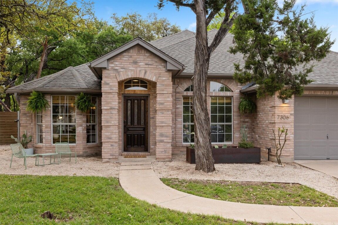 Property Photo: 7306 Holly Fern Cove TX 78750