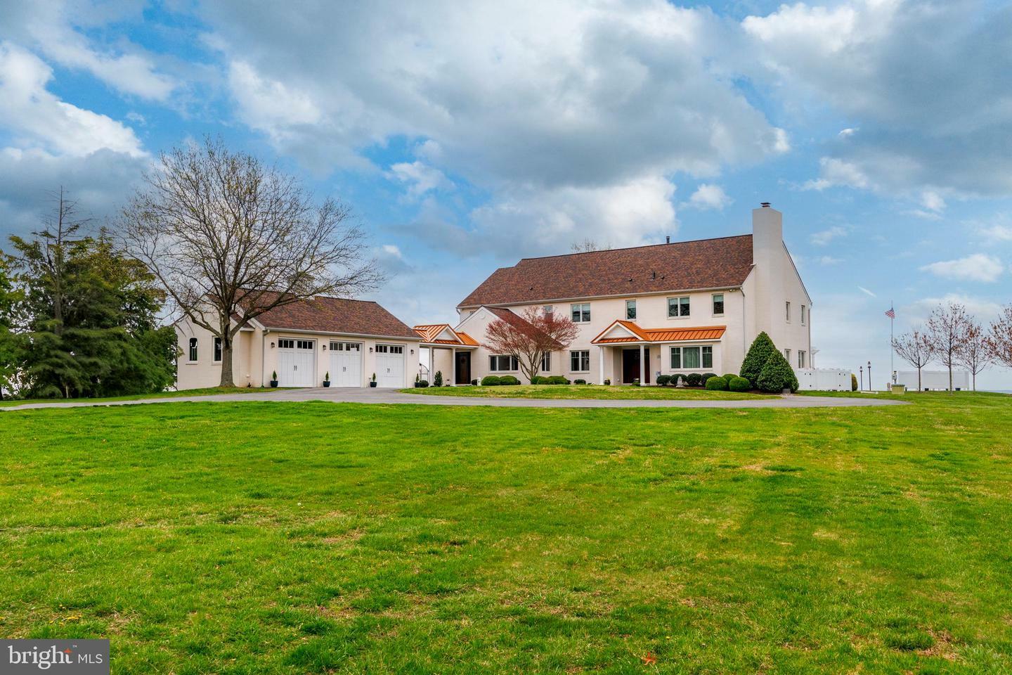 Property Photo: 200 Mallard Cove Lane MD 21666