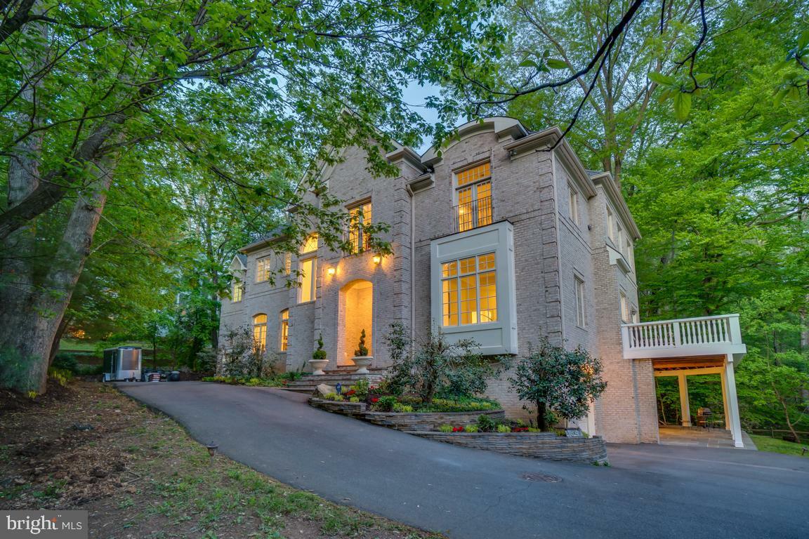 Property Photo:  1347 Kirby Road  VA 22101 