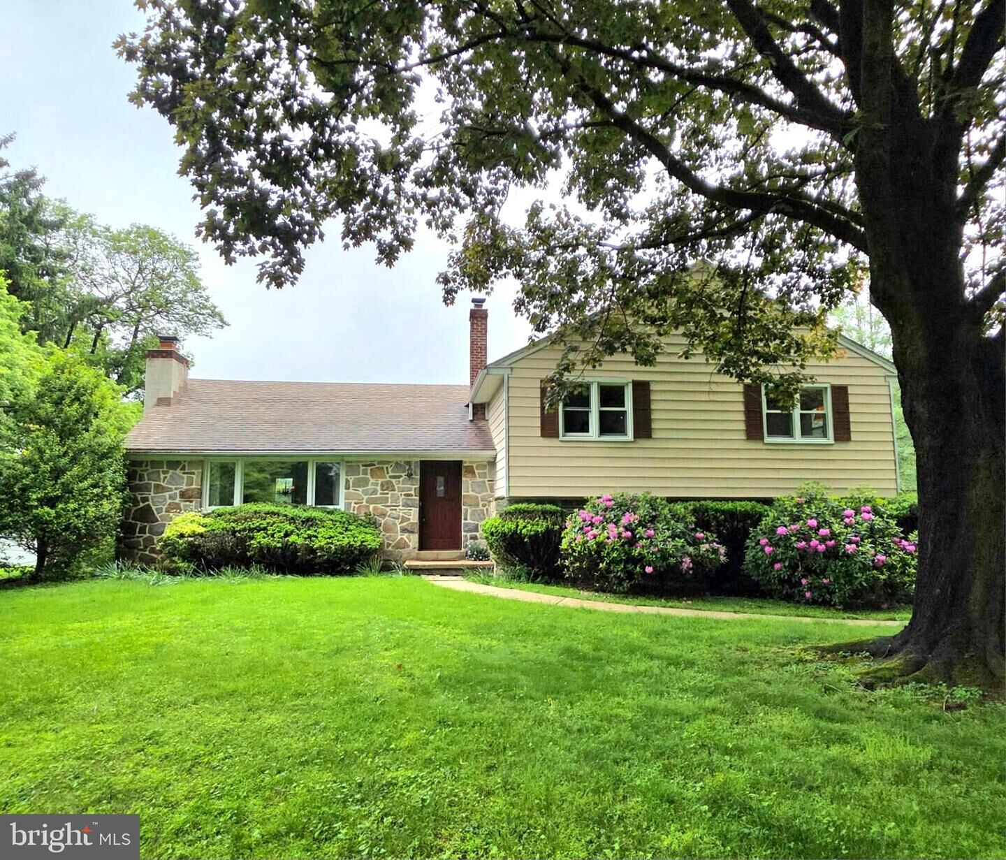 Property Photo: 1261 Buck Lane PA 19382