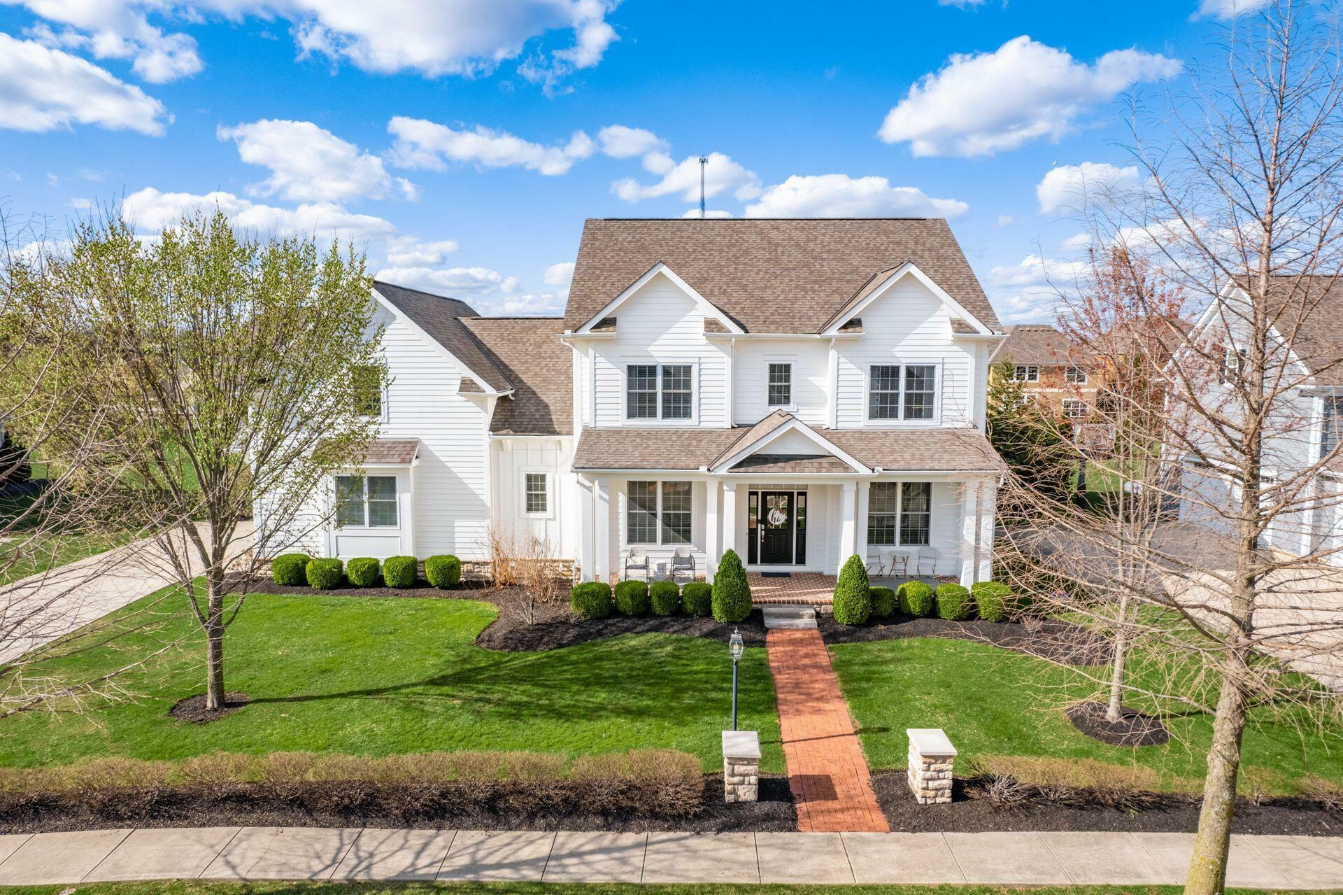 Property Photo: 7251 Wilton Chase Street OH 43017