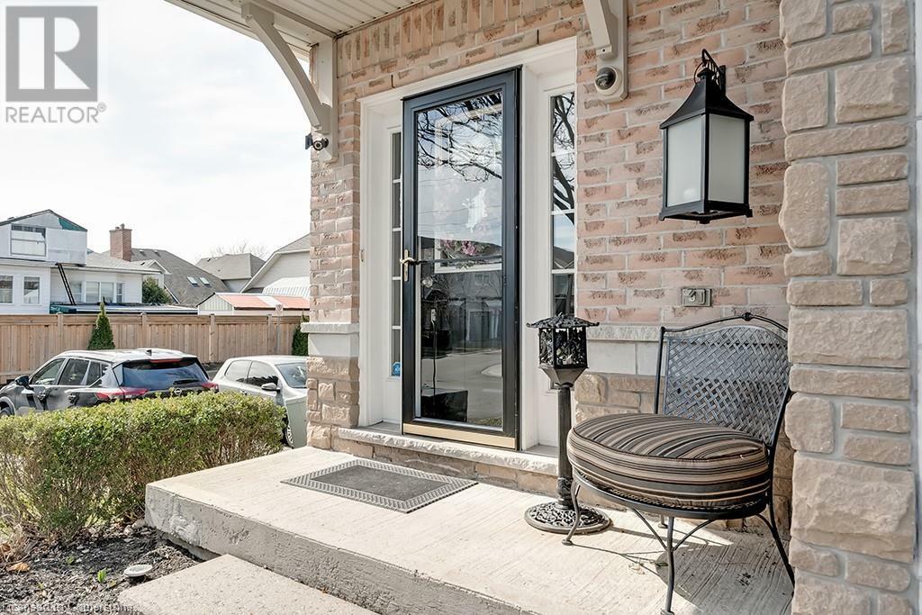 Property Photo: 1375 Stephenson Drive 21 ON L7S 2M5