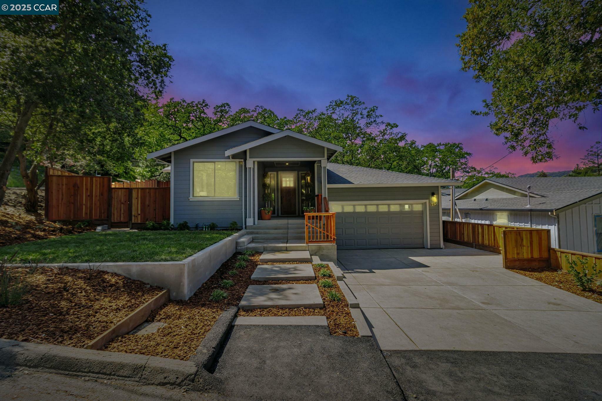 Property Photo:  945 Yorkshire Ct  CA 94549 