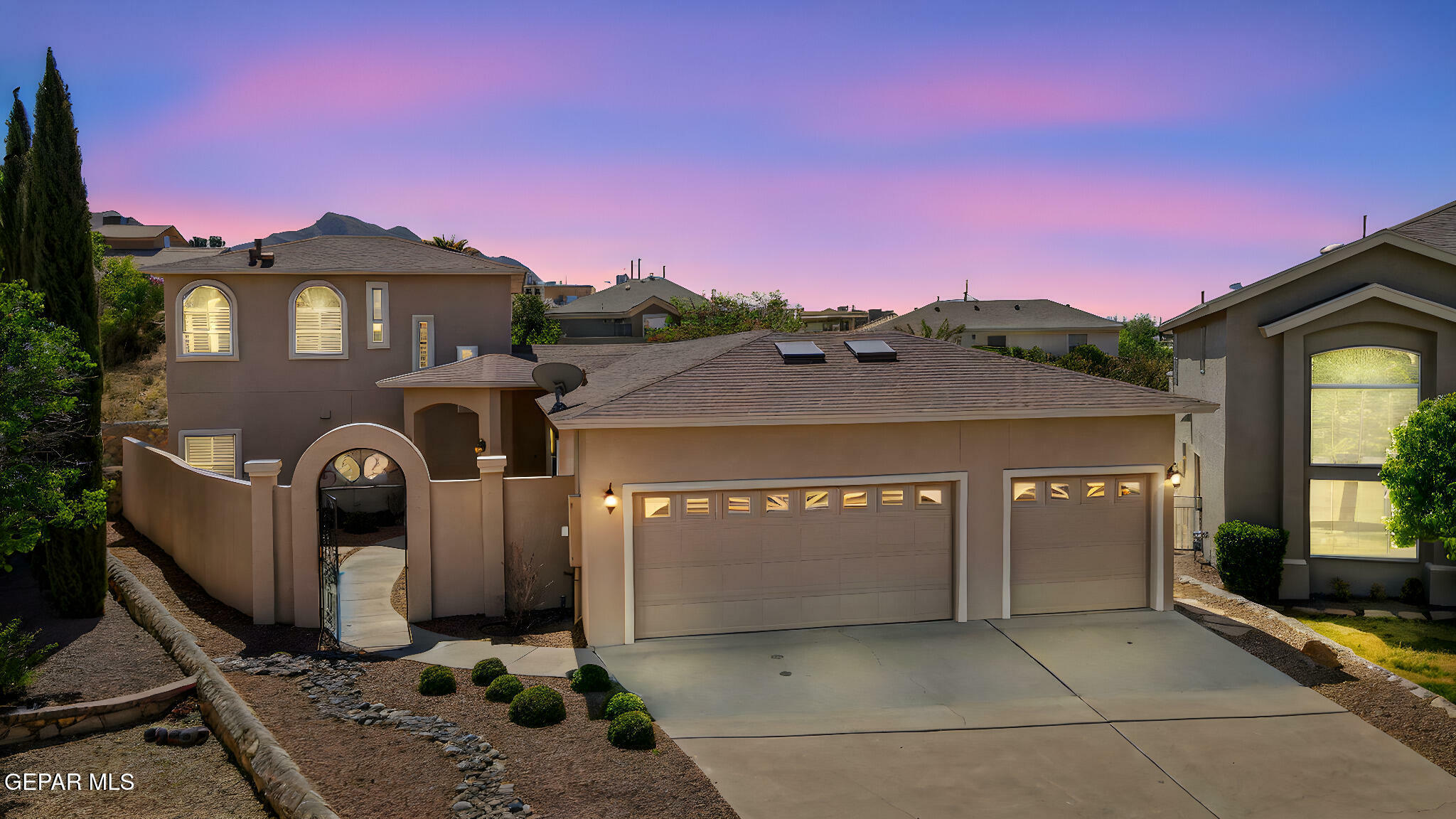 Property Photo: 924 Via Descanso Drive TX 79912