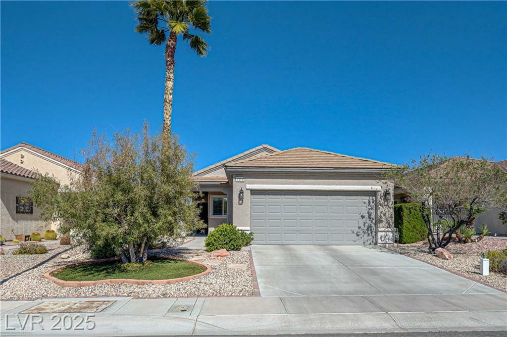 Property Photo: 1372 Couperin Drive NV 89052