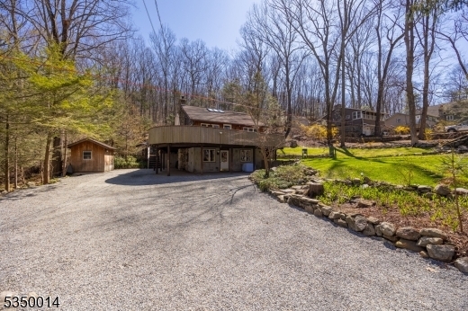 Property Photo: 20 Glenwood Ln NJ 07461