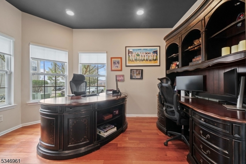 Property Photo: 1510 Vista Ter 1510 NJ 07442