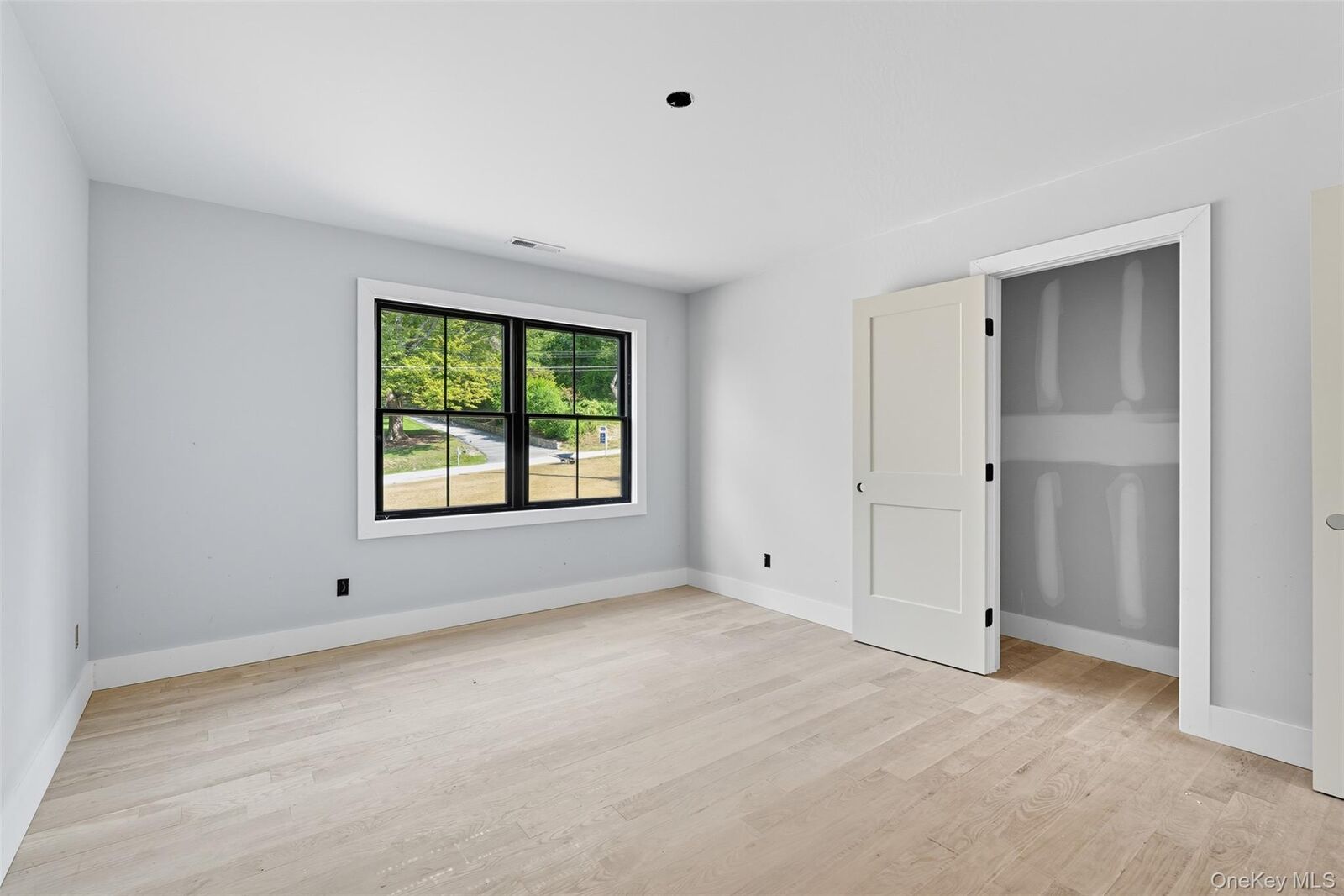 Property Photo:  27 Sun Hill Road  NY 10536 