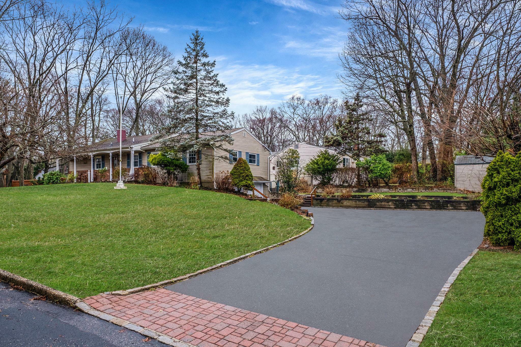 Property Photo: 41 Winslow Lane NY 11787