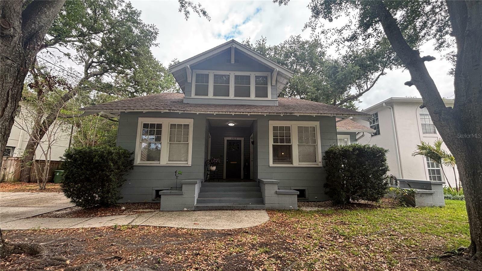 Property Photo: 3303 Barcelona Street 3 FL 33629