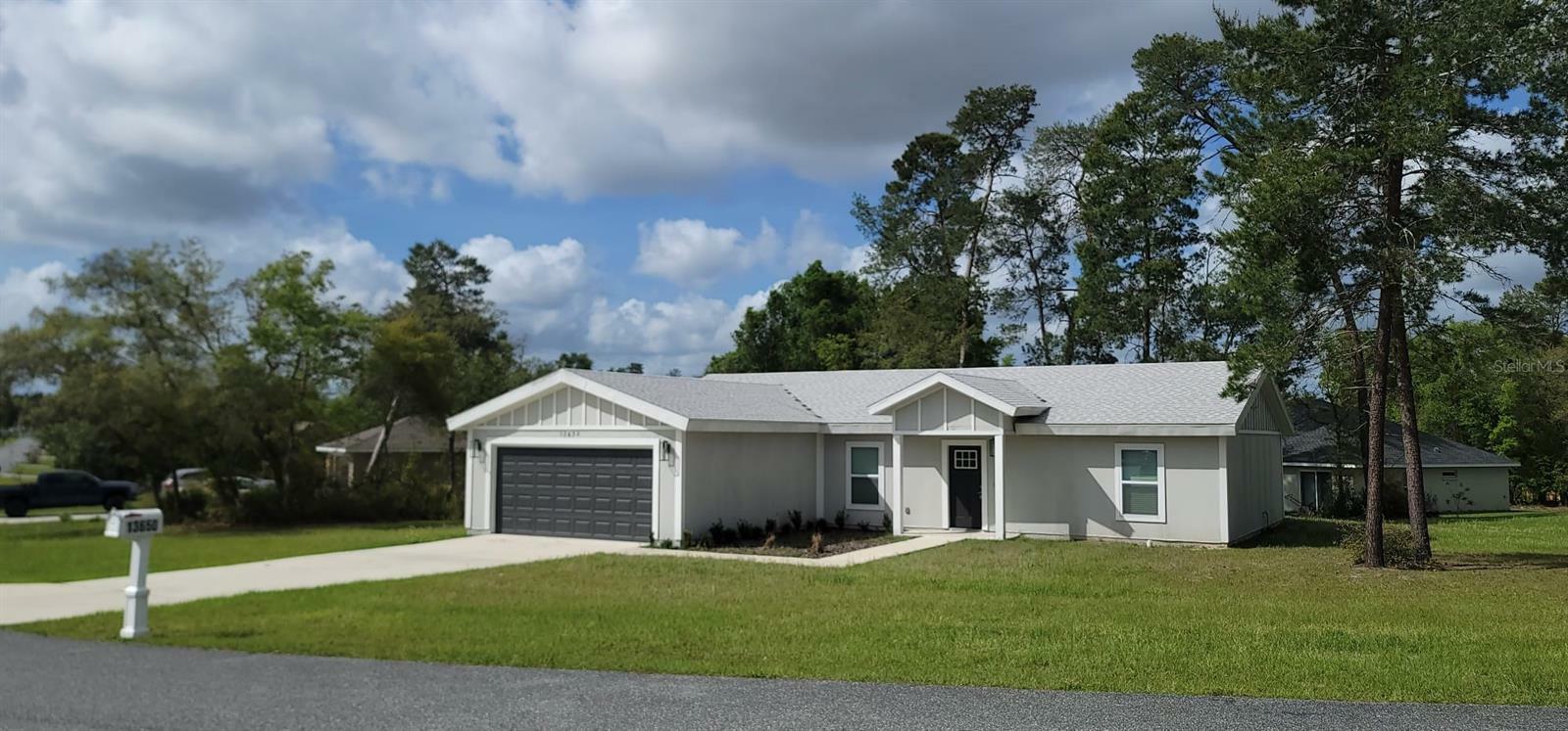 Property Photo: 13650 SW 43rd Circle FL 34473