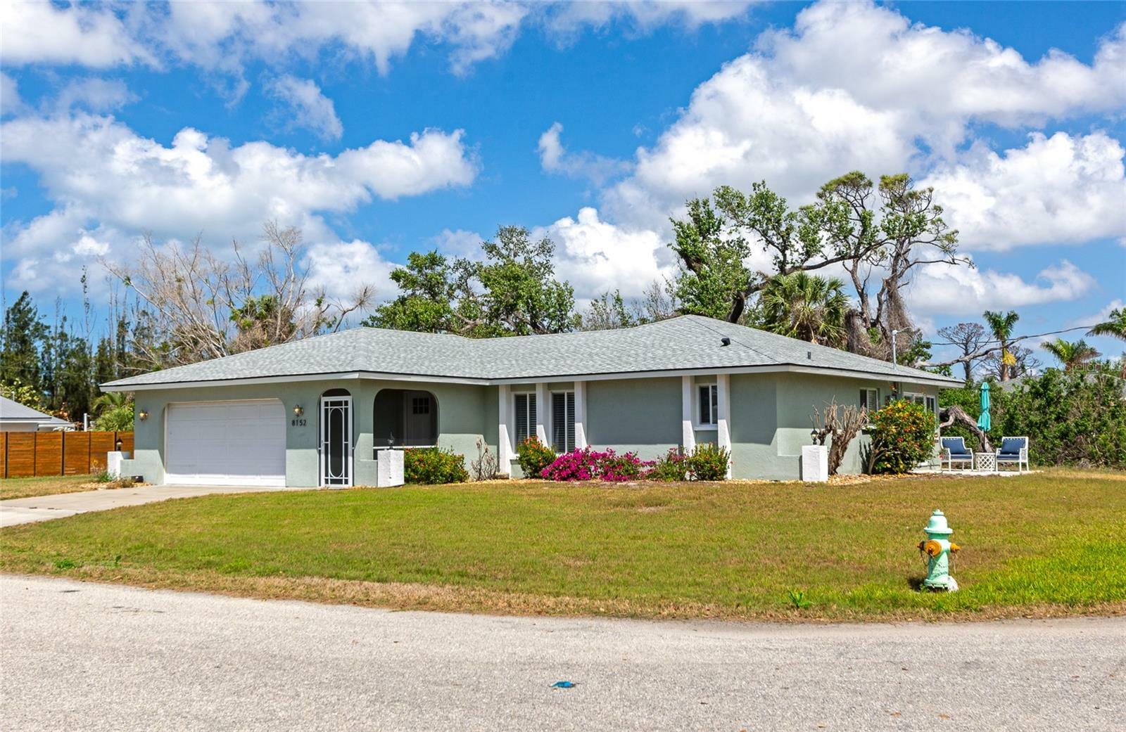 Property Photo: 8152 Seashell Street FL 34224