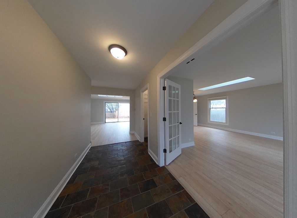 Property Photo: 438 Waterbury Court IL 60565