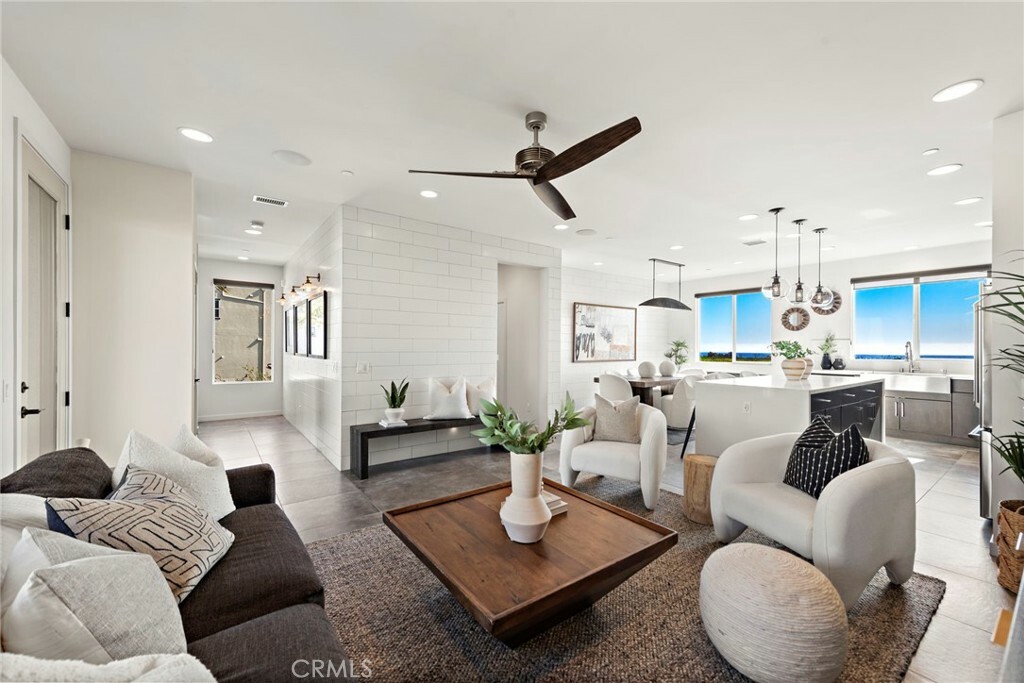 Property Photo: 1645 Pocomo Way CA 92627