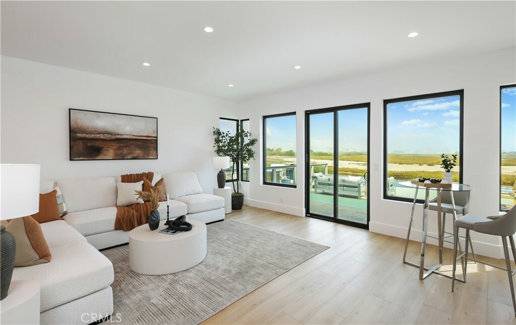 Property Photo: 237 Canal Street CA 92663