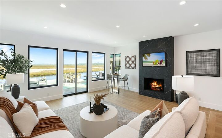 Property Photo: 237 Canal Street CA 92663