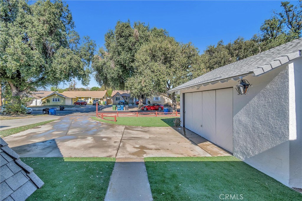 Property Photo: 21004 Lanark Street CA 91304