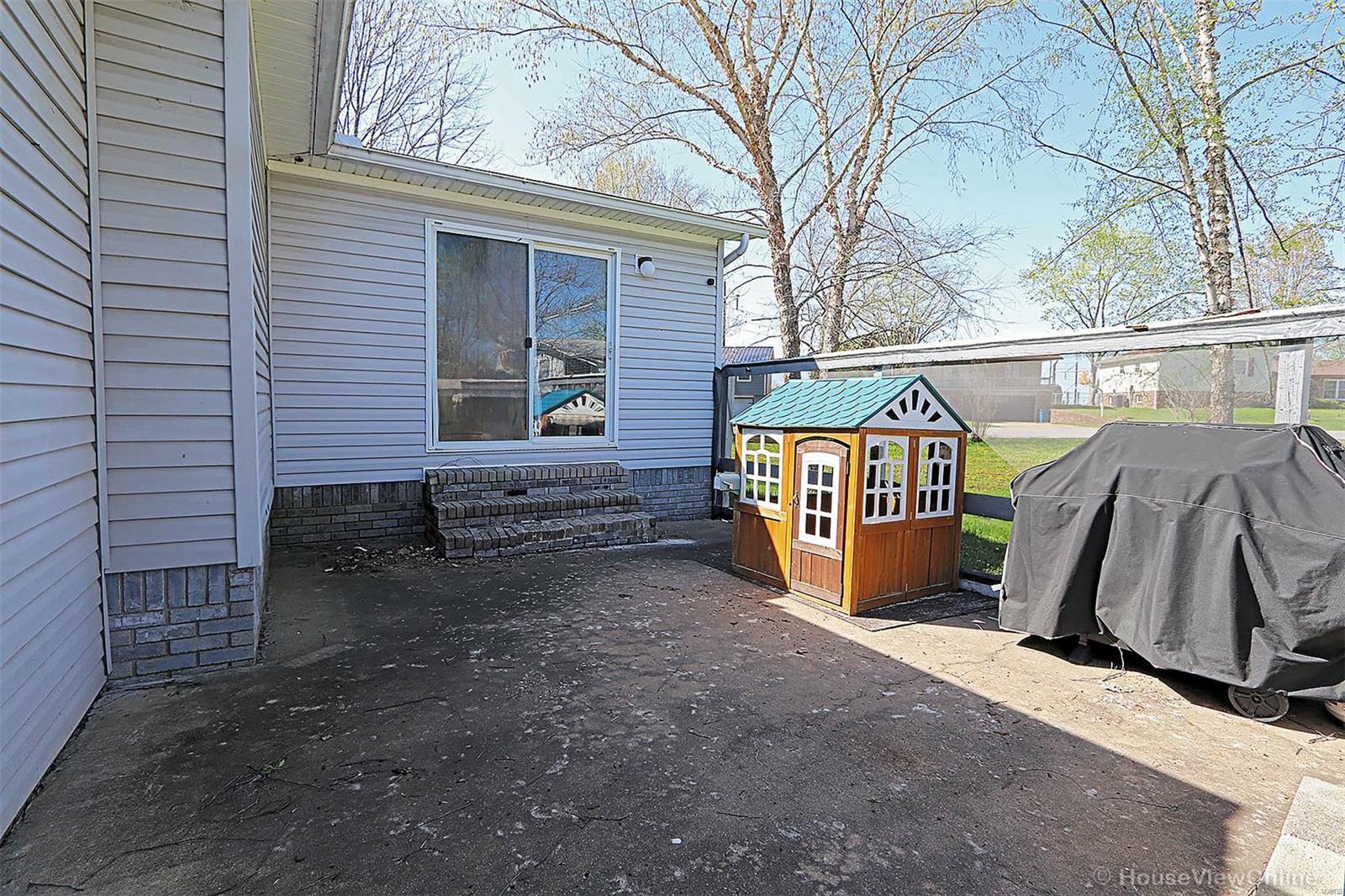Property Photo: 301 Kimberly Drive MO 63780