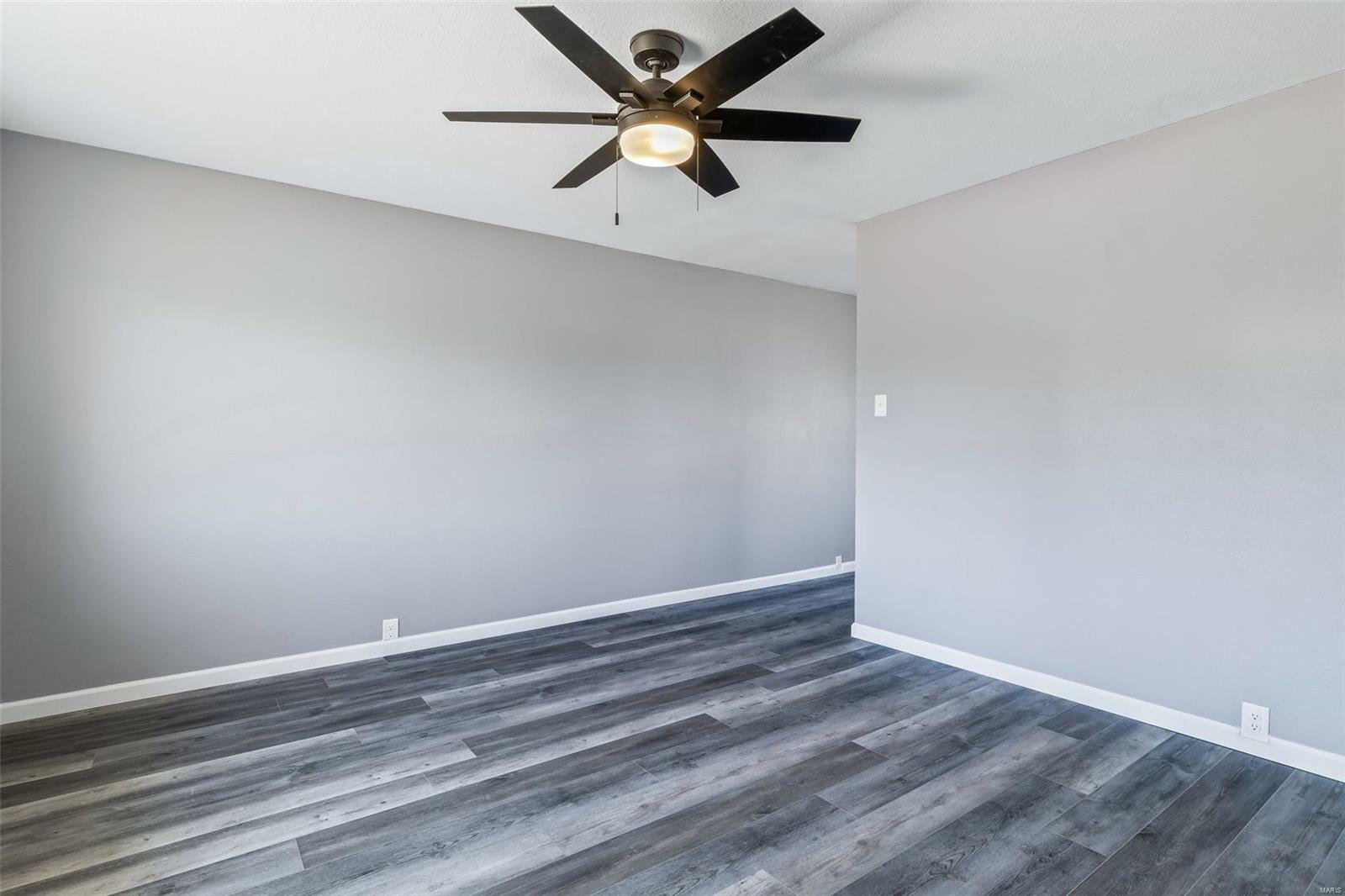 Property Photo: 615 N School Street MO 63601