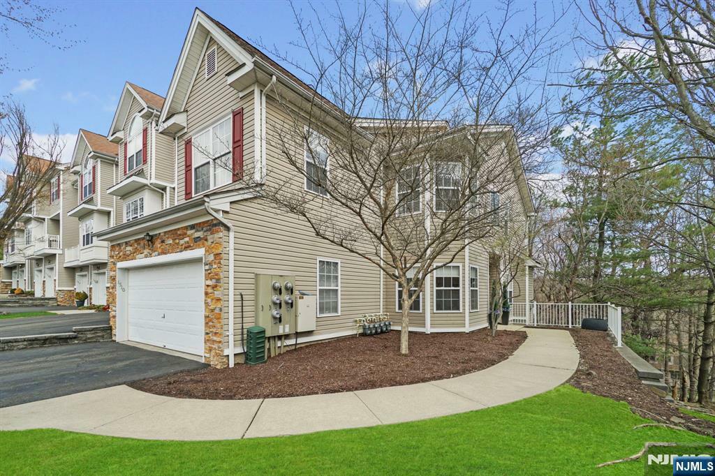 Property Photo: 1510 Vista Terrace NJ 07442