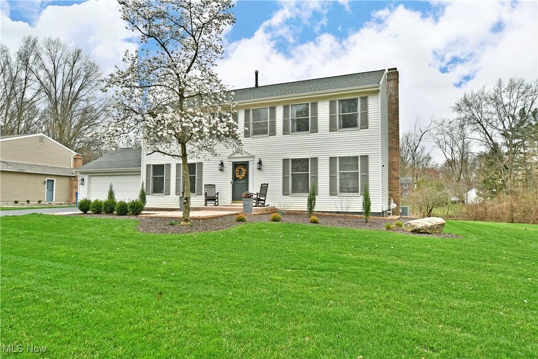 Property Photo:  1567 Woodhill Circle NE  OH 44484 