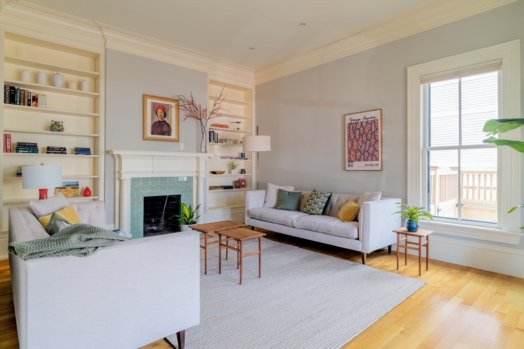 Property Photo:  378 Broadway  MA 02139 