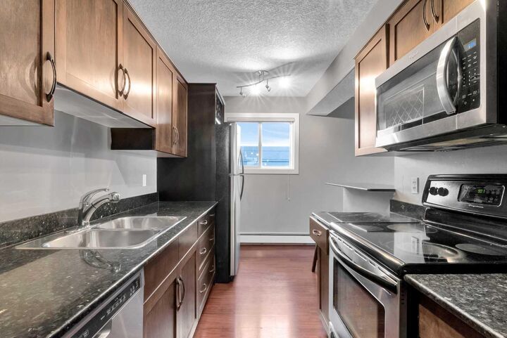 Photo de la propriété: 931 2 Avenue NW 302 AB T2N 0E7