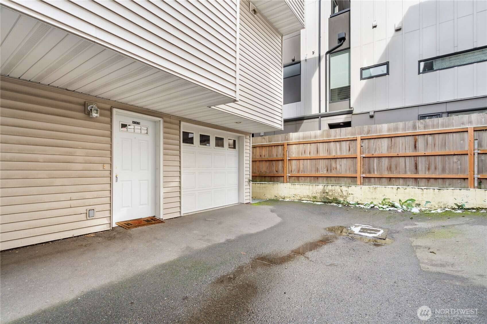 Property Photo: 14347 Stone Avenue N B WA 98133