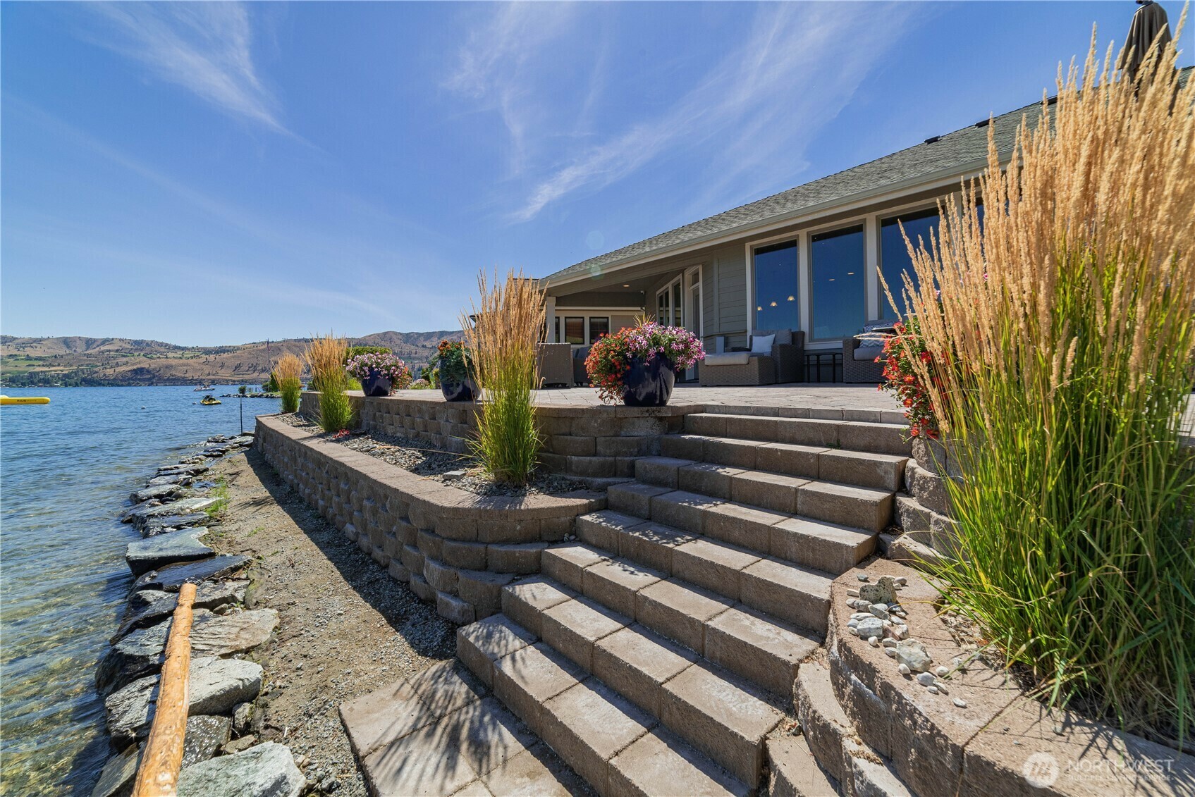 Property Photo: 215 Wall Street WA 98831