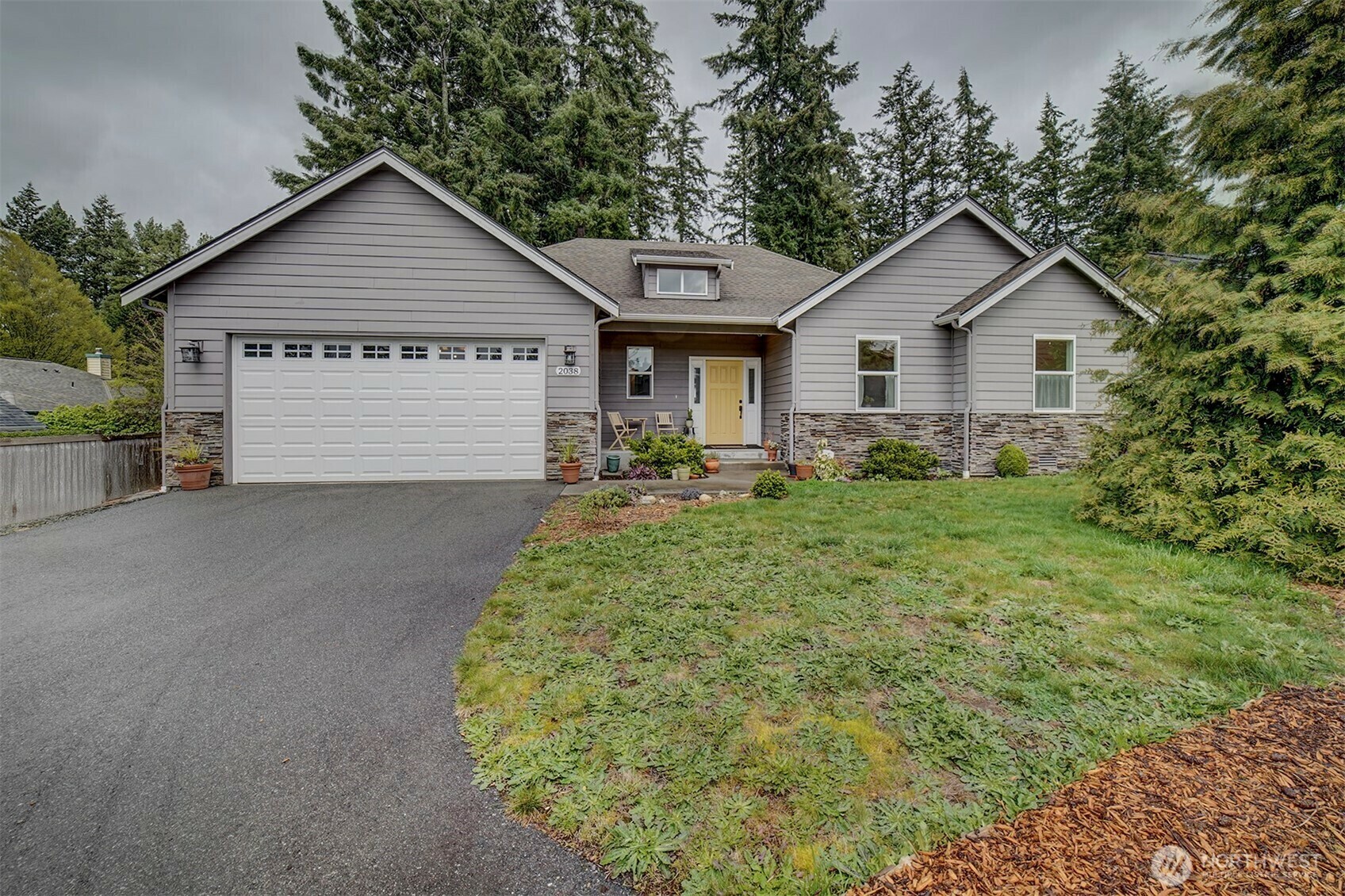 Property Photo: 2038 NE Laurie Vei Loop WA 98370