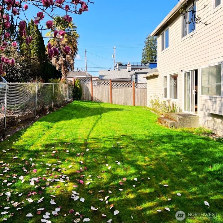 Property Photo: 7909 37th Avenue S WA 98118