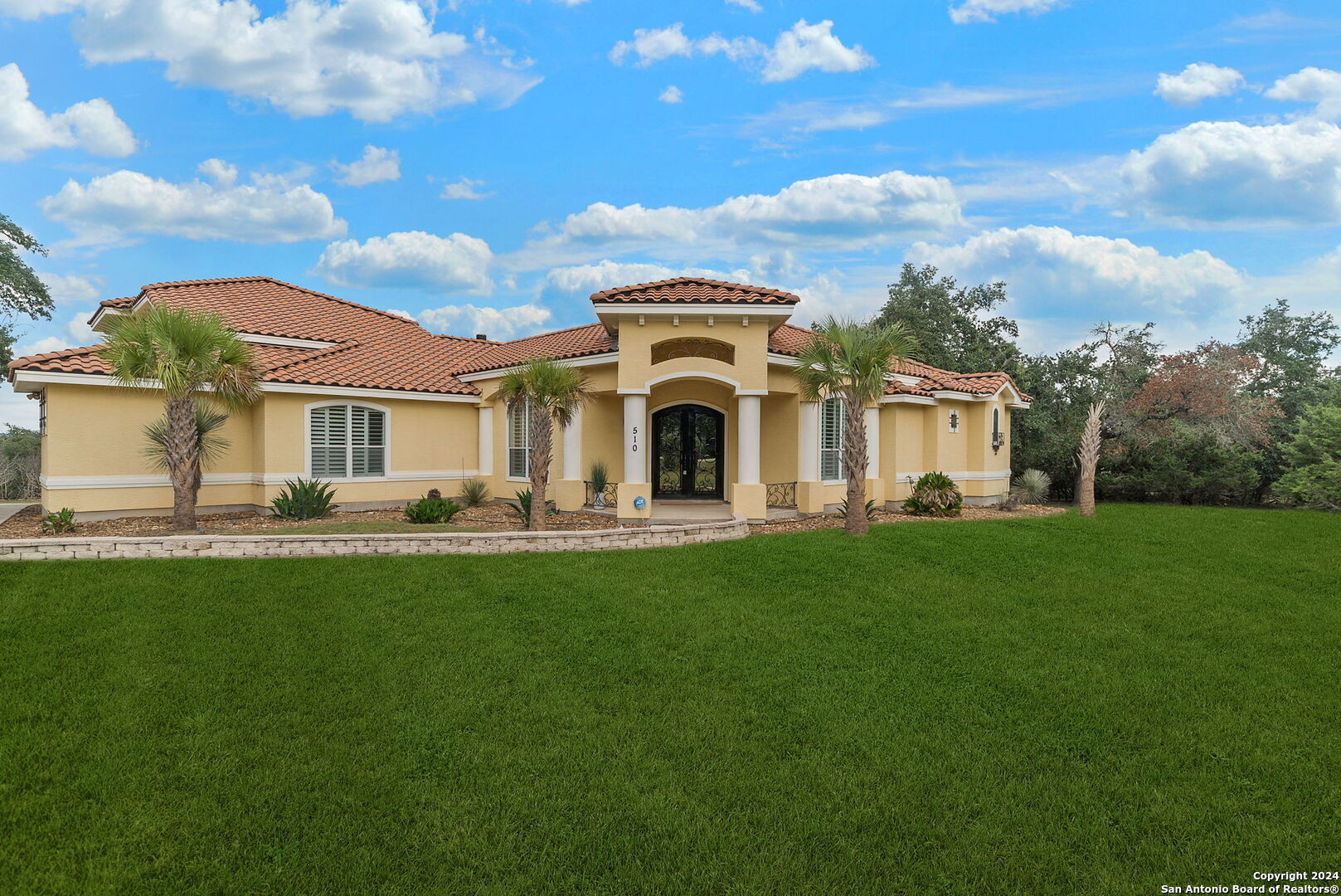 Property Photo: 510 Copper Rim TX 78070