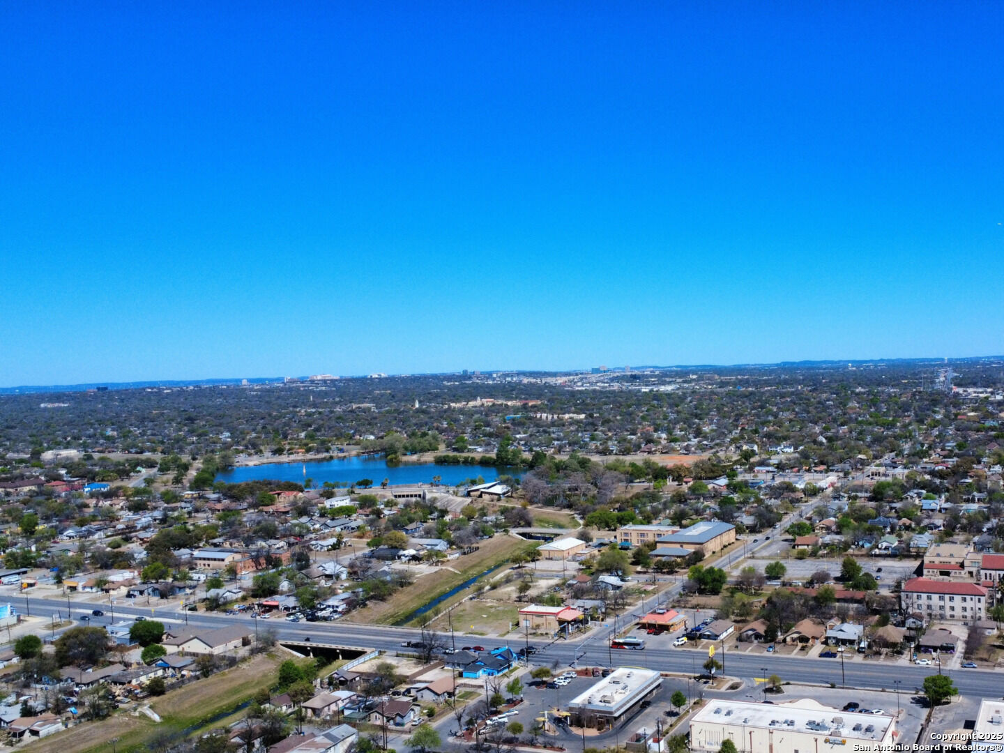 Property Photo:  120 Henry St  TX 78207 