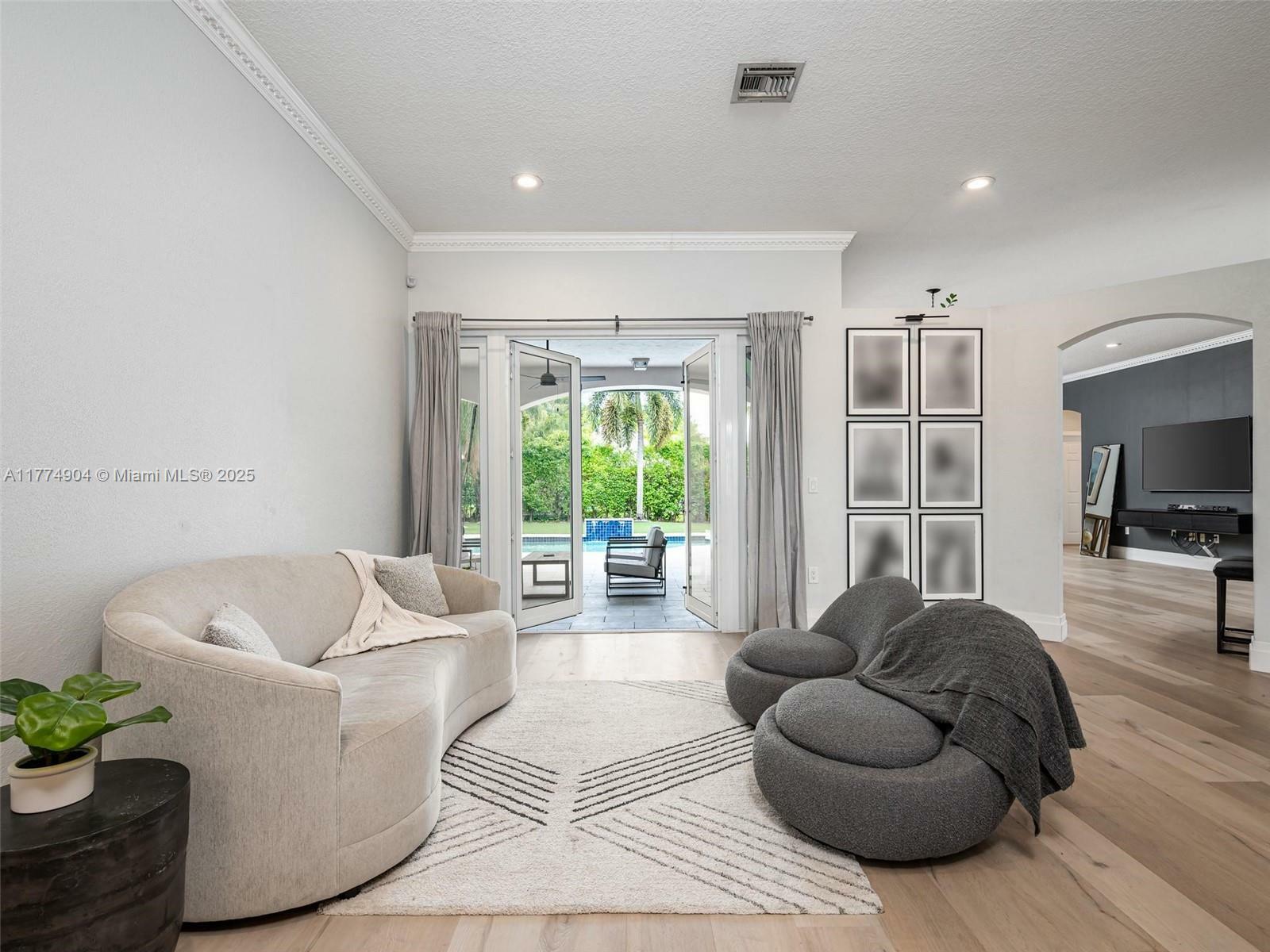 Property Photo: 373 SW 159th Ln FL 33027