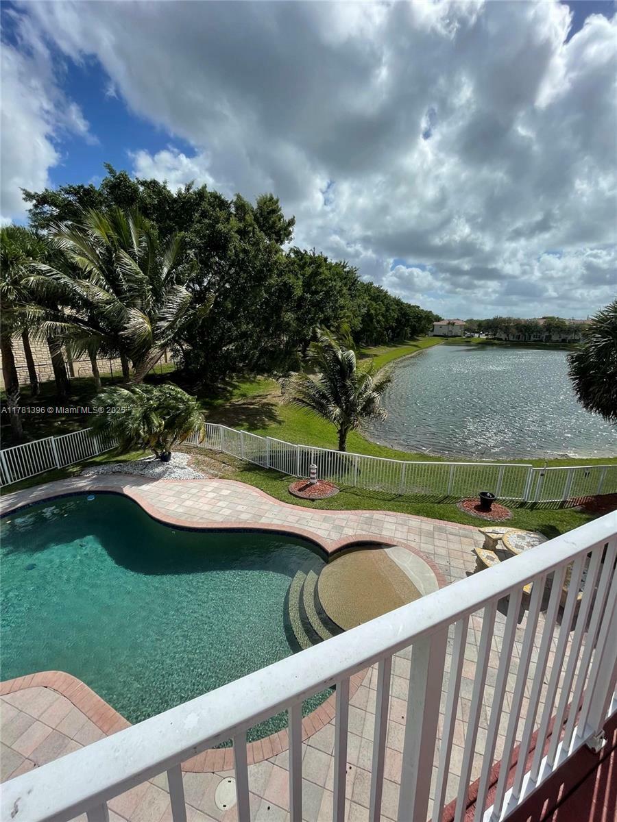 Property Photo: 4201 SW 126th Ave FL 33027