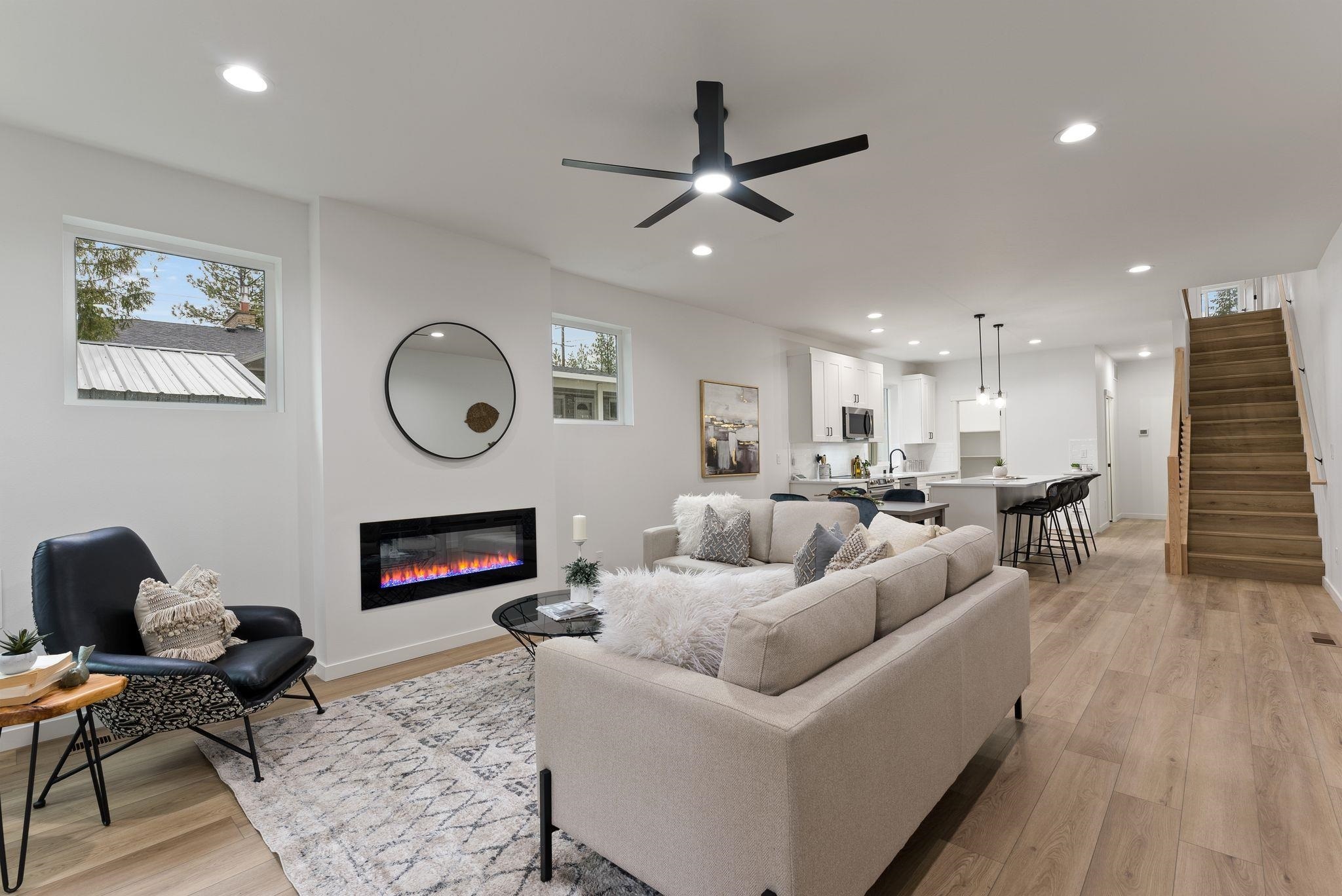 Property Photo: 1924 E 37th Ave WA 99203