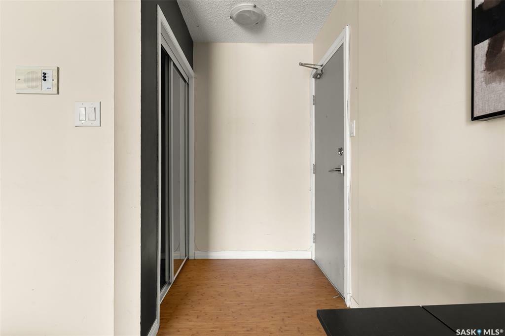 Property Photo:  2315 McIntyre Street 201  SK S4P 3Y8 