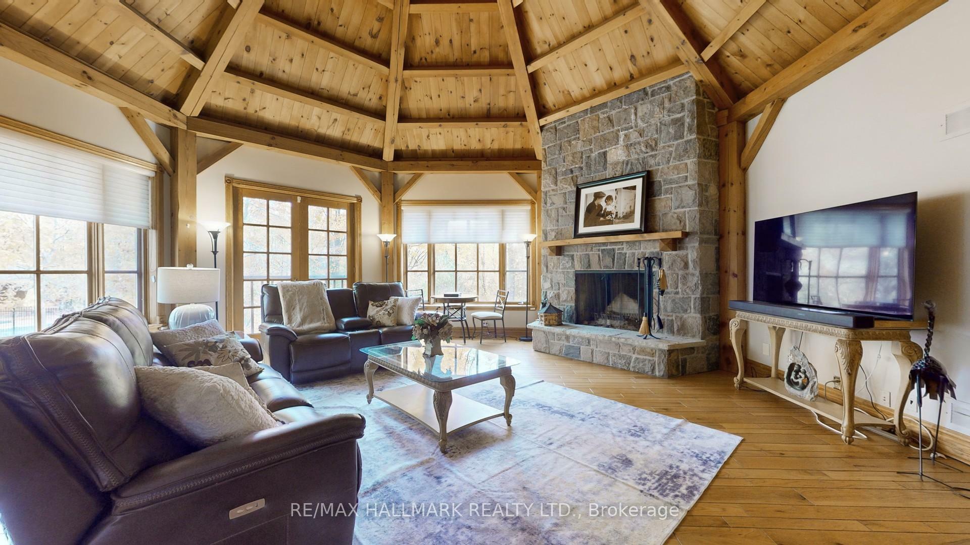 Property Photo: 4138 19th Avenue ON L6C 1M2