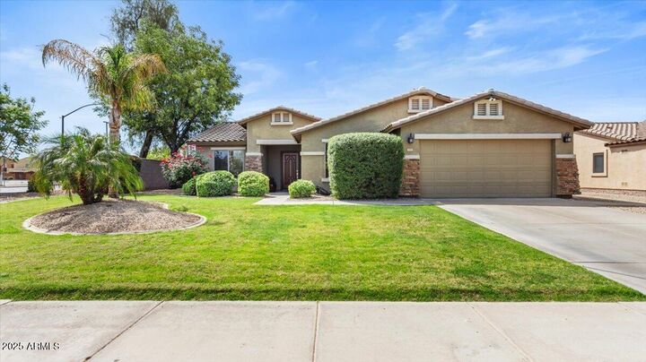 Property Photo: 2585 E Morgan Drive AZ 85295