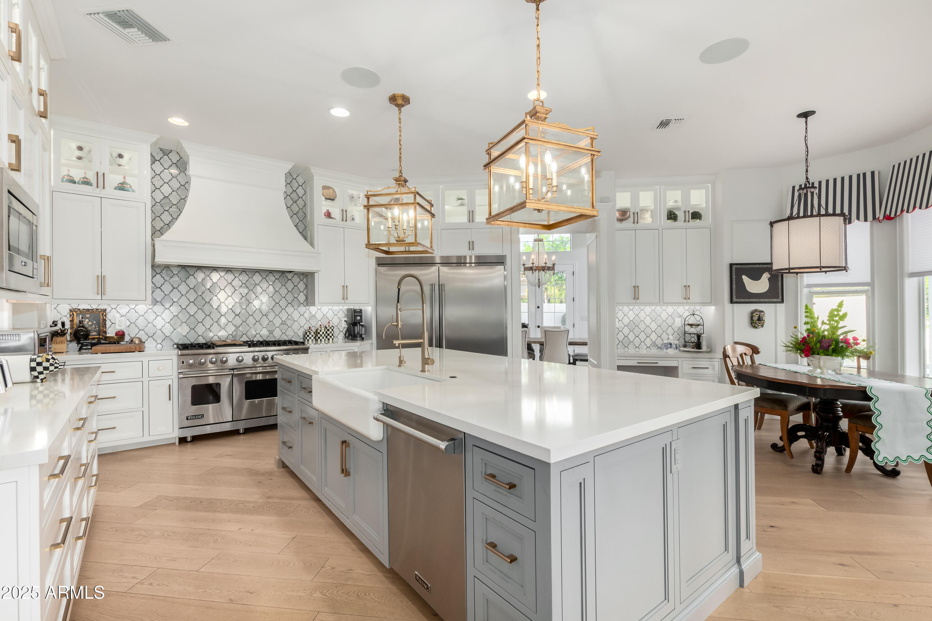 Property Photo: 2625 N 24th Street 13 AZ 85213