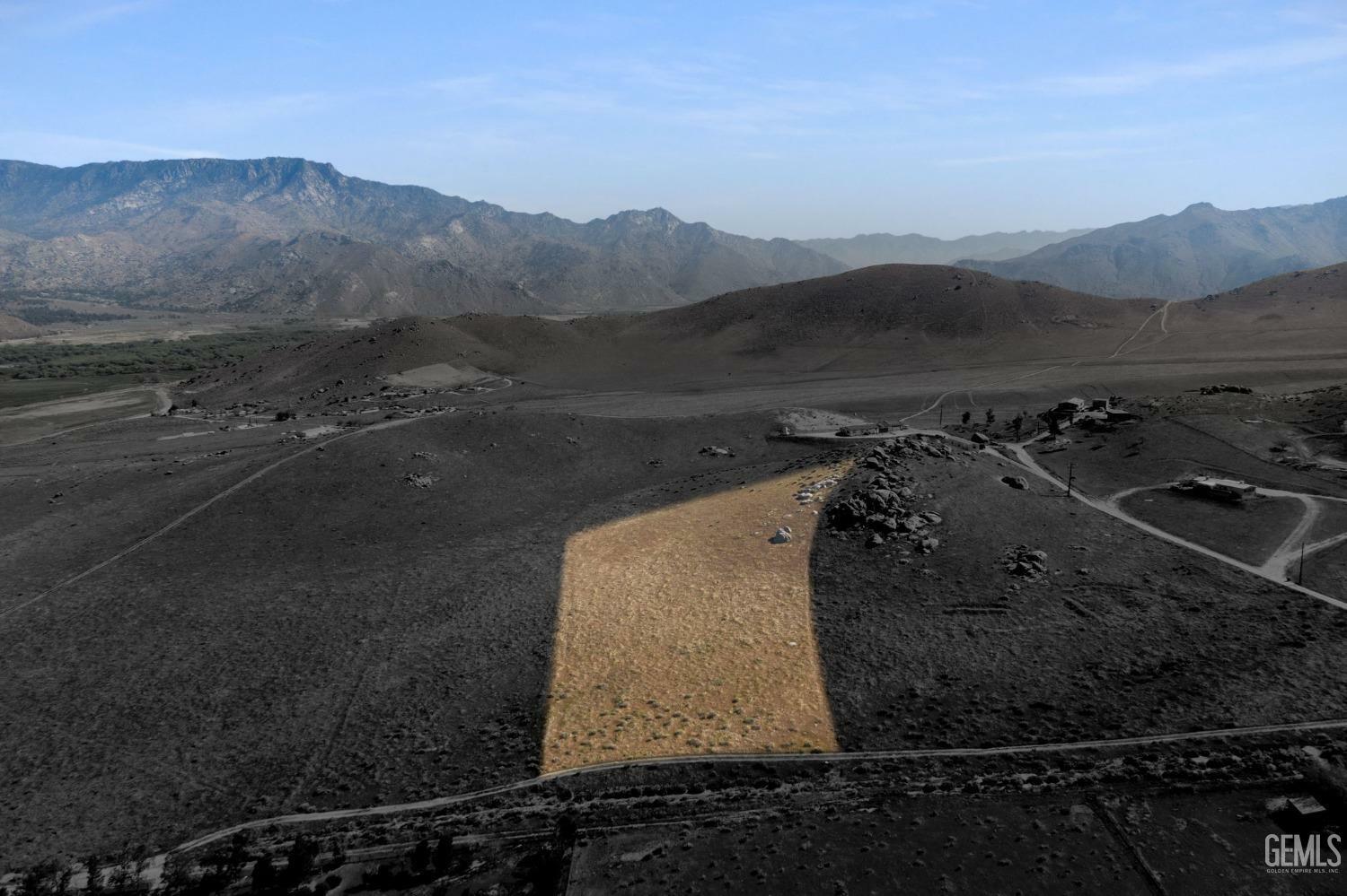 Property Photo: 4910 Cimarron Drive CA 93283